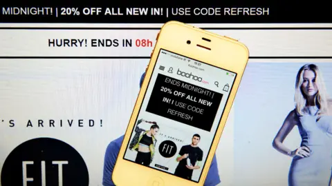 Alamy Boohoo site and mobile app