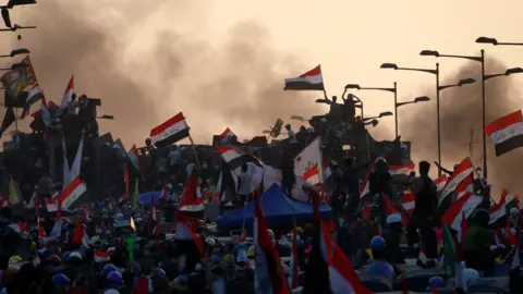 Reuters Iraqi anti-government protesters in Baghdad on 31 October 2019