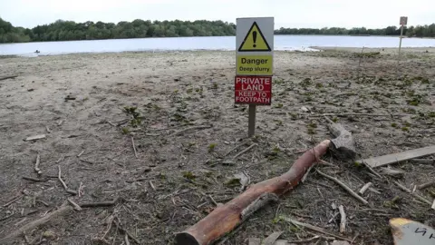 South Beds New Agency Aldenham reservoir