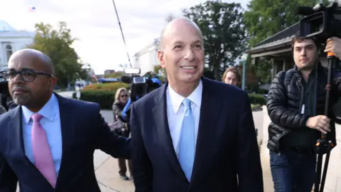 Getty Images Ambassador Sondland (C) arriving at Capitol, 17 Oct 19