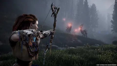 SONY INTERACTIVE ENTERTAINMENT  Horizon Zero Dawn gameplay