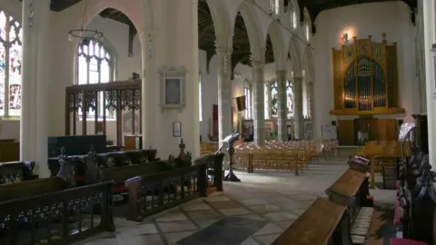 Geograph/David Kemp Interior St Peter ad Vincula Church, Coeggeshall