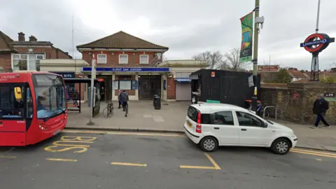 Google Burnt Oak station