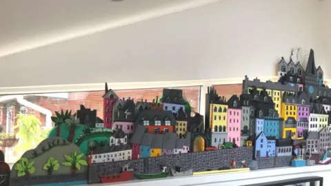 Pete Hall Model Tenby