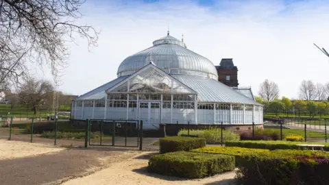 SNS Group People's Palace, Glasgow