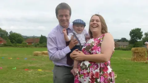 Samantha Allen Noah with his parents