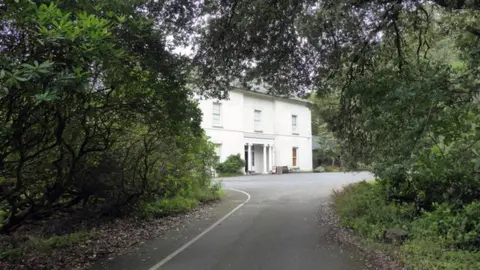 Geograph/Paul Farmer Scolton Manor