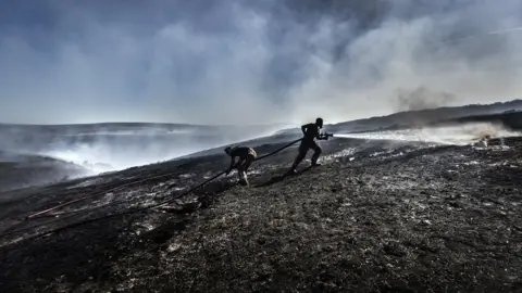 PA Firefighters on Saddleworth Moor