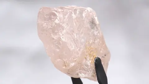 Largest on sale rough diamond