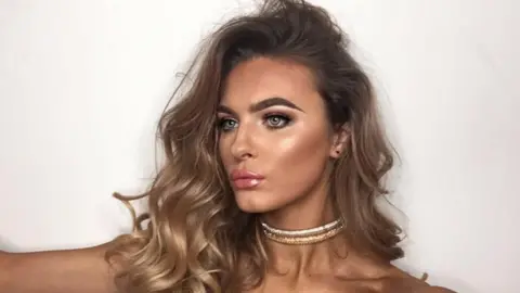 Facebook Madalyn Davis