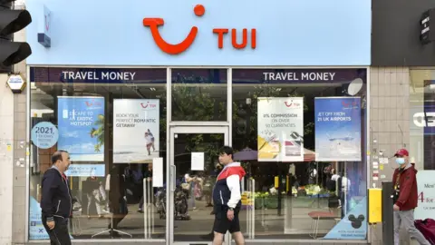 Getty Images Tui shop