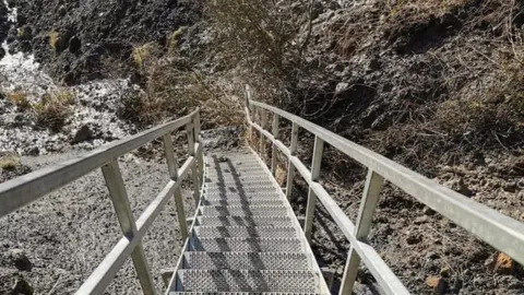 Staithes Coastguard Port Mulgrave cliff fall (Jan 2021)