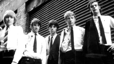 Getty Images Keith Relf, Jim McCarty, Jeff Beck, Chris Dreja, Paul Samwell-Smith