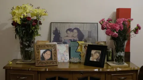 Mansi Thapliyal Photos of the Unnati and Ujjwal in the Krishnamoorthy's living room.