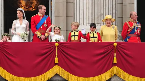 Getty Images Catherine, Duchess of Cambridge, Prince William, Duke of Cambridge, HRH Queen Elizabeth II and Prince Philip, Duke of Edinburgh on the balcony of Buckingham Palace on April 29, 2011