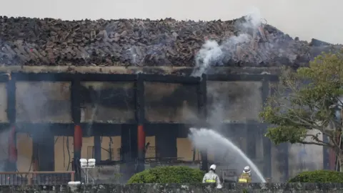 Shuri Castle: Fire destroys 500-year-old world heritage site in Japan