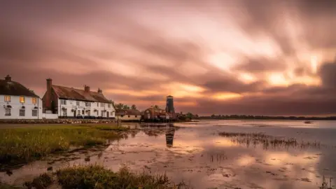 Tim Connell  FRIDAY - Langstone Harbour