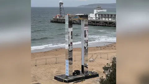 Kelly Lucas/BBC Portal being installed on Bournemouth beach on 27.9.23