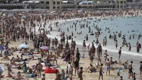 EPA San Sebastian beach, 2 Aug 17