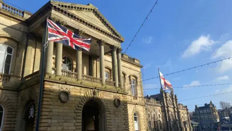 LDRS Accrington Town Hall