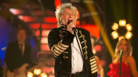 Rod Stewart becomes oldest male artist to top UK album chart