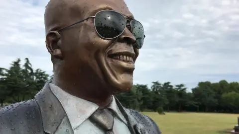 Tombstone of Robbie Nsimbi Malinga