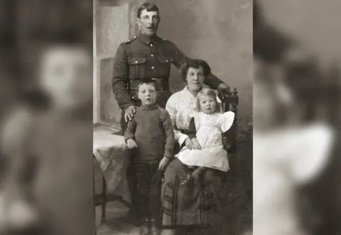 Nick Stone Percy James Parr, his wife Jesse. daughter Grace and son Tom