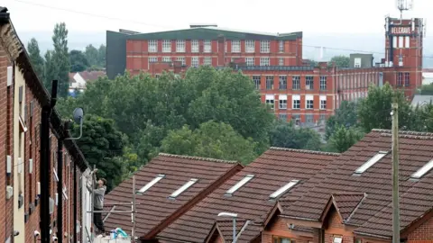 Reuters Oldham scene