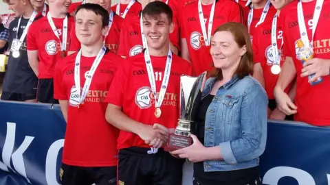 Karina Leeson Karina Leeson presents the William Robinson Cup in 2017