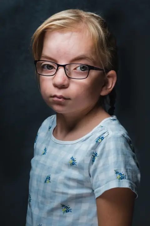 Carolyn Mendelsohn / courtesy Impressions Gallery Alice