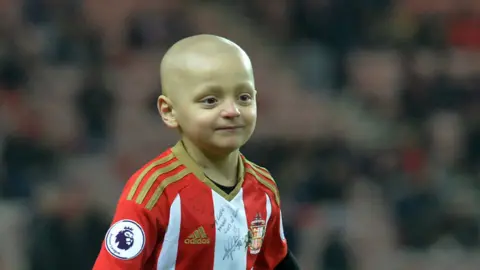 Bradley Lowery in a Sunderland shirt