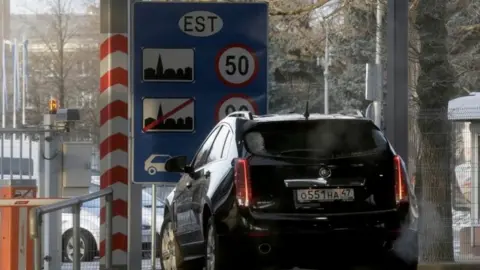 Car at Estonia-Russia border crossing at Narva