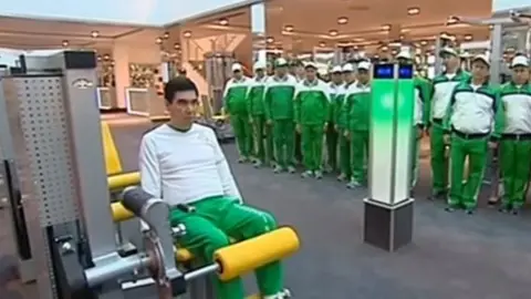 TURKMEN TV ALTYN ASYR The president holds a training session for his ministers