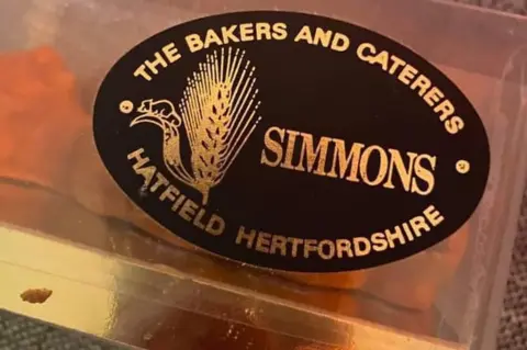 Mary Duke A 40-year-old marzipan ET