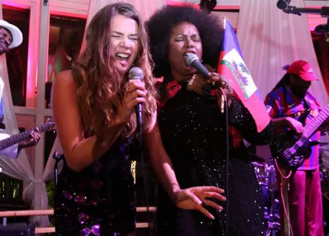 Getty Images Joss Stone and Betty Wright