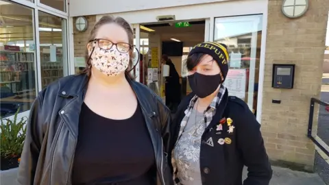 Debbie Sambrook and her granddaughter Apple Kemp