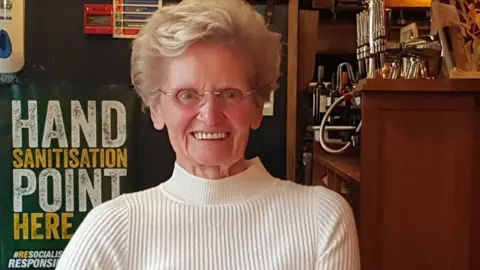 Family handout Aileen Scott