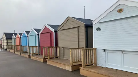 ANDREW TURNER/BBC Gorleston beach huts