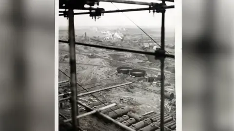 Getty Images Corby steelworks being built on 15 January, 1934