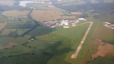 Chris/Geograph Sywell Aerodrome