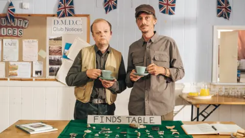 Toby Jones and Mackenzie Crook in Detectorists