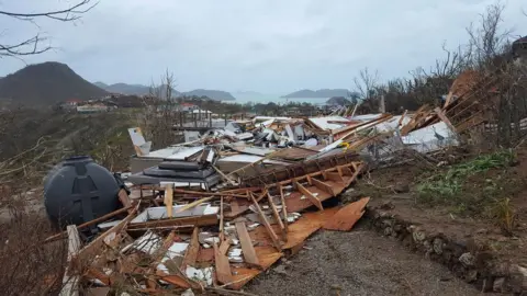 AFP/QUENTIN LIOU A destroyed house on the French administered territory of Saint Barthelemy, after the passage of Hurricane Irma. 7 Sept 2017