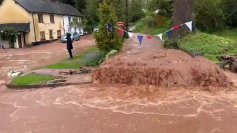 Matt Davidson River flood