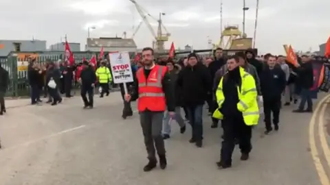 Unite Cammell Laird workers walk out