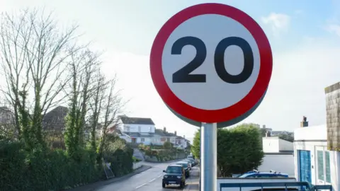 Getty Images 20mph sign