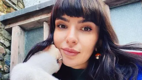 Carrie-Anne Roberts Carrie-Anne Roberts