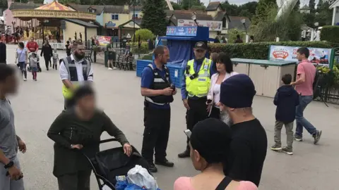 @thesecretpsych The family at the park