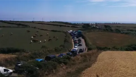 Porthcurno.info Porthcurno traffic