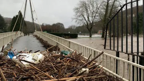 Harry Hendricks Debris in Pontypridd