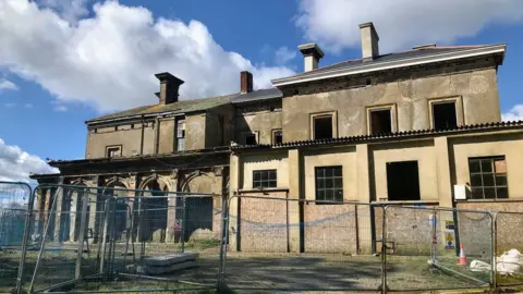 NJ Cole Blackborough House